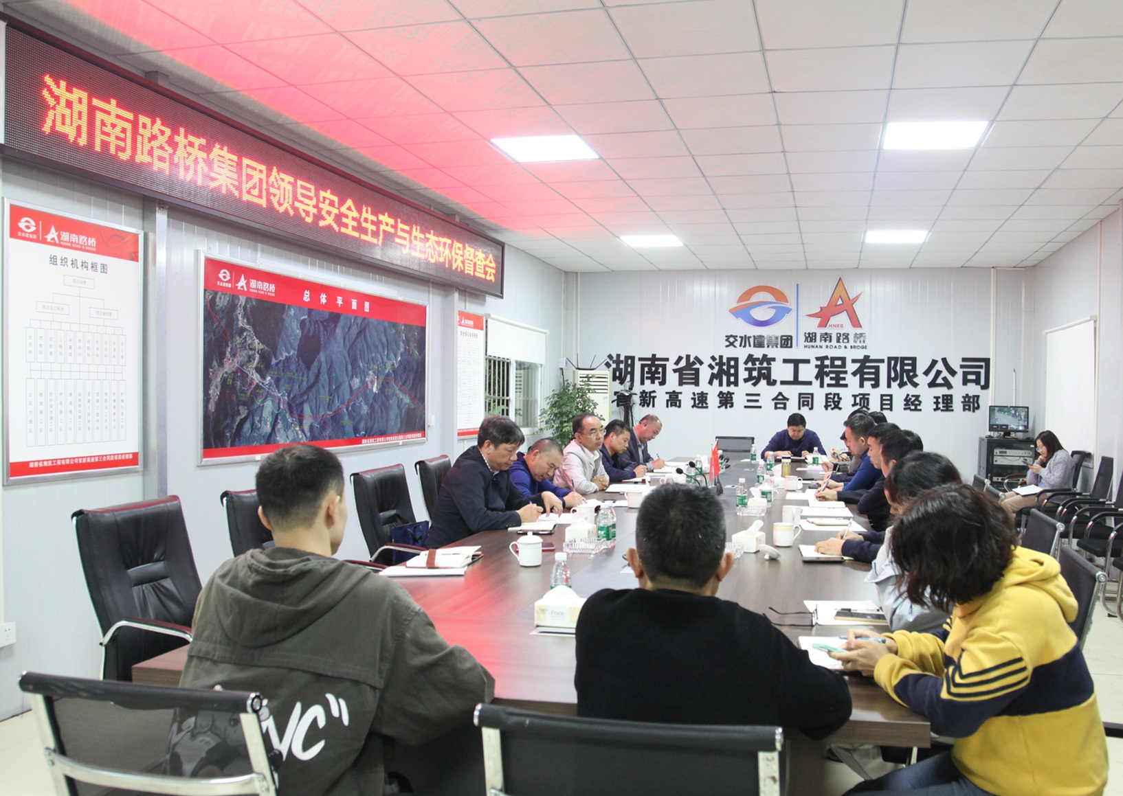 20220516987149.jpg 8官新三标项目部IMG_5085_副本.jpg